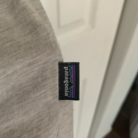 Patagonia organic cotton lightweight henley long sleeve shirt size Small - Picture 5 of 5